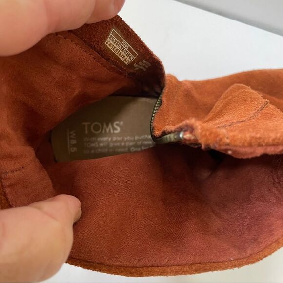 TOMS‎ FRINGE ANKLE BOOTS IN BROWN SUEDE - Picture 9 of 9